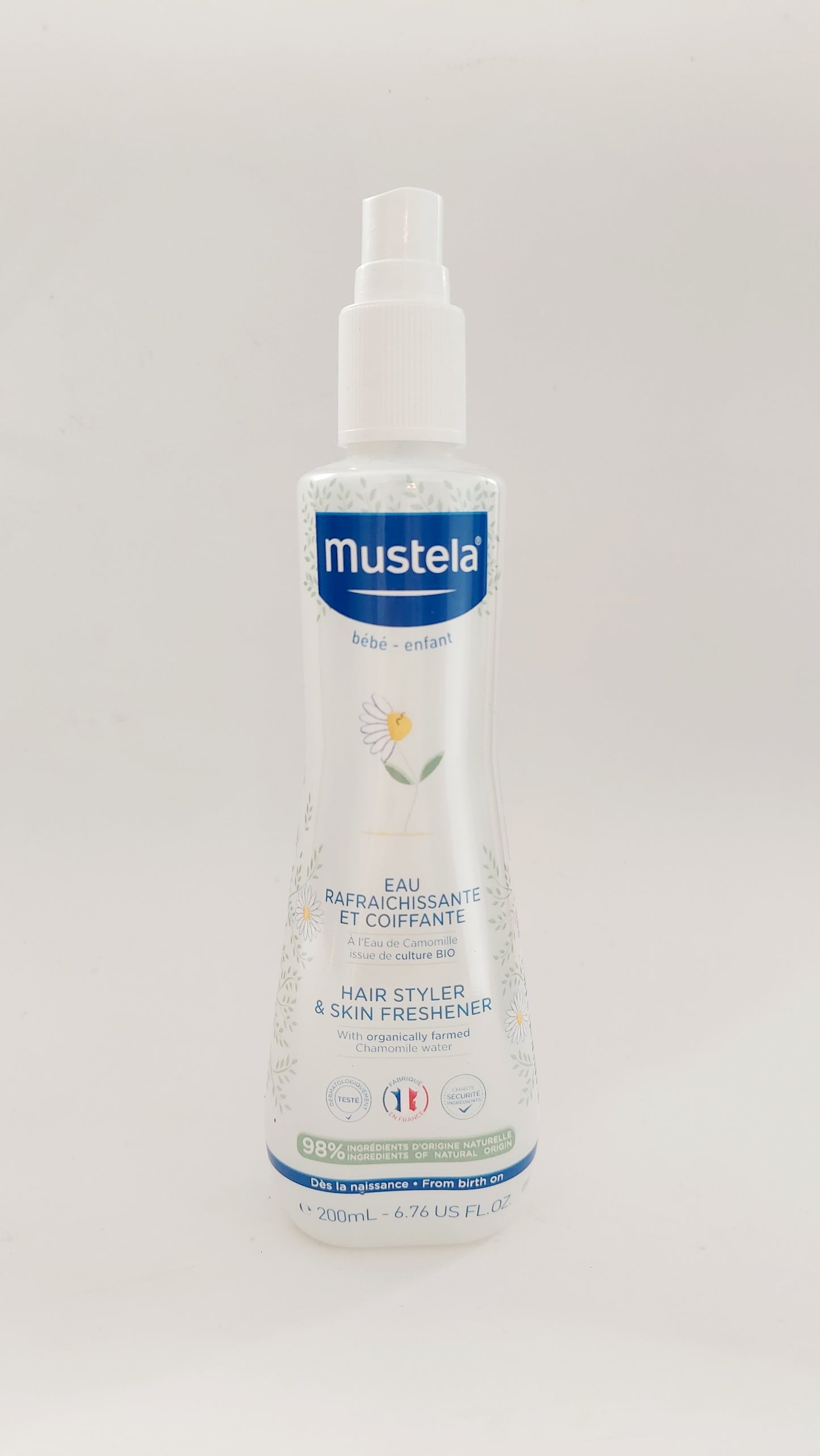 Eau rafraichissante et coiffante Mustela 200ml